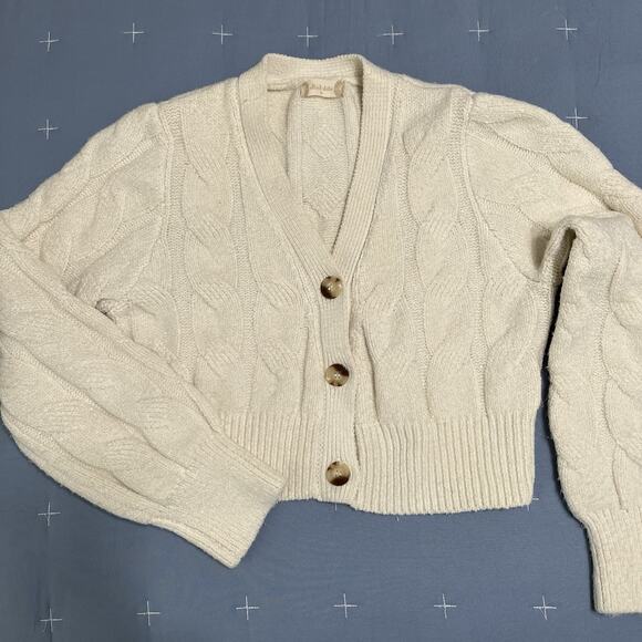 Altar'd State Cable Knit Sweater Medium Cream Cropped Soft - Picture 1 of 6